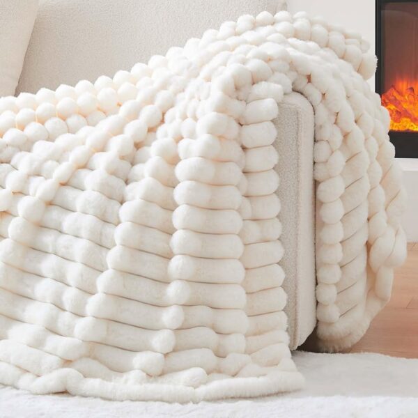 Deamsure Faux Fur Throw Blanket for Couch Fuzzy Plush Thick Warm Ivory Stiped Blanket